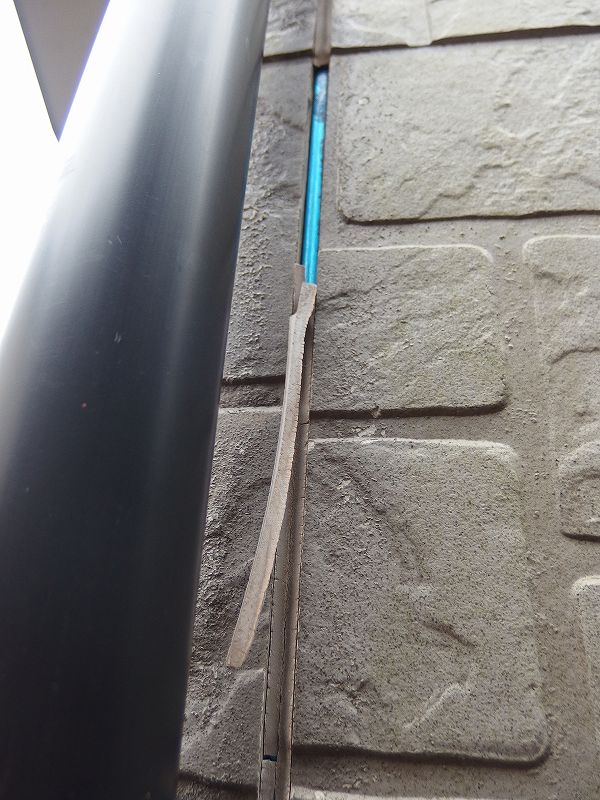 サイディングパネルの亀裂