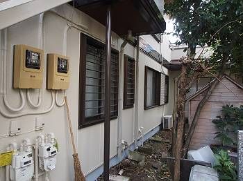 日差しの当たりにくい1階の空間も汚れが目立たなくなりました。