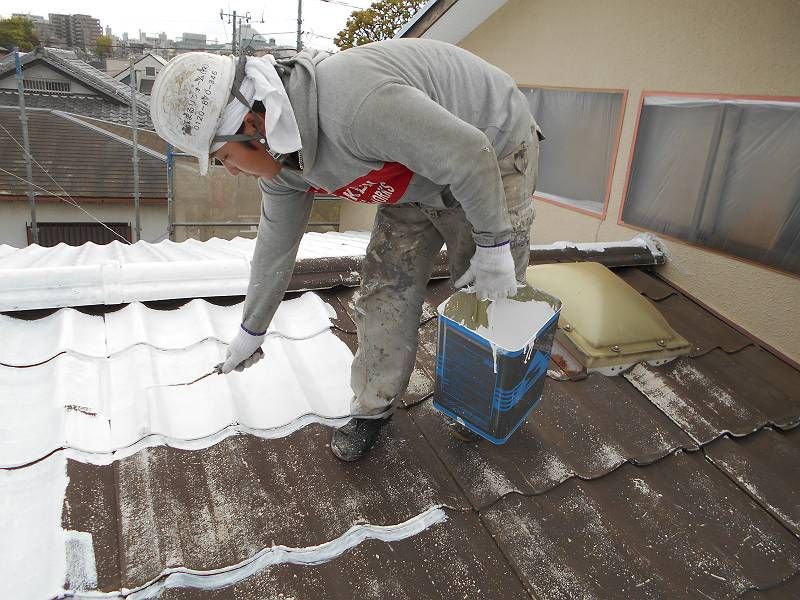 屋根下塗り