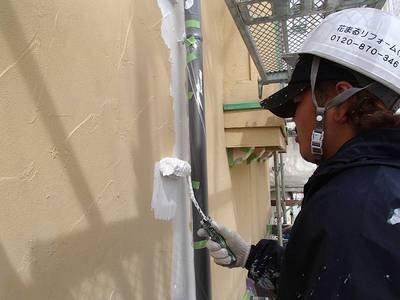 【外壁塗装】下塗り（フィーラー）