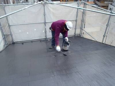 【屋根塗装】中塗り（遮熱塗料：クールタイト）