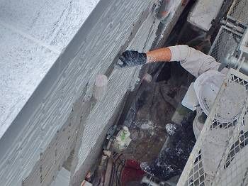 1階も丁寧に仕上げていきます。