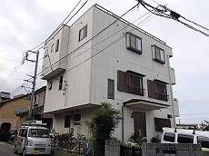 施工前の外観です。