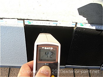 20120年7月10日17時-遮熱塗料実験-黒で塗った「塗り板」の比較