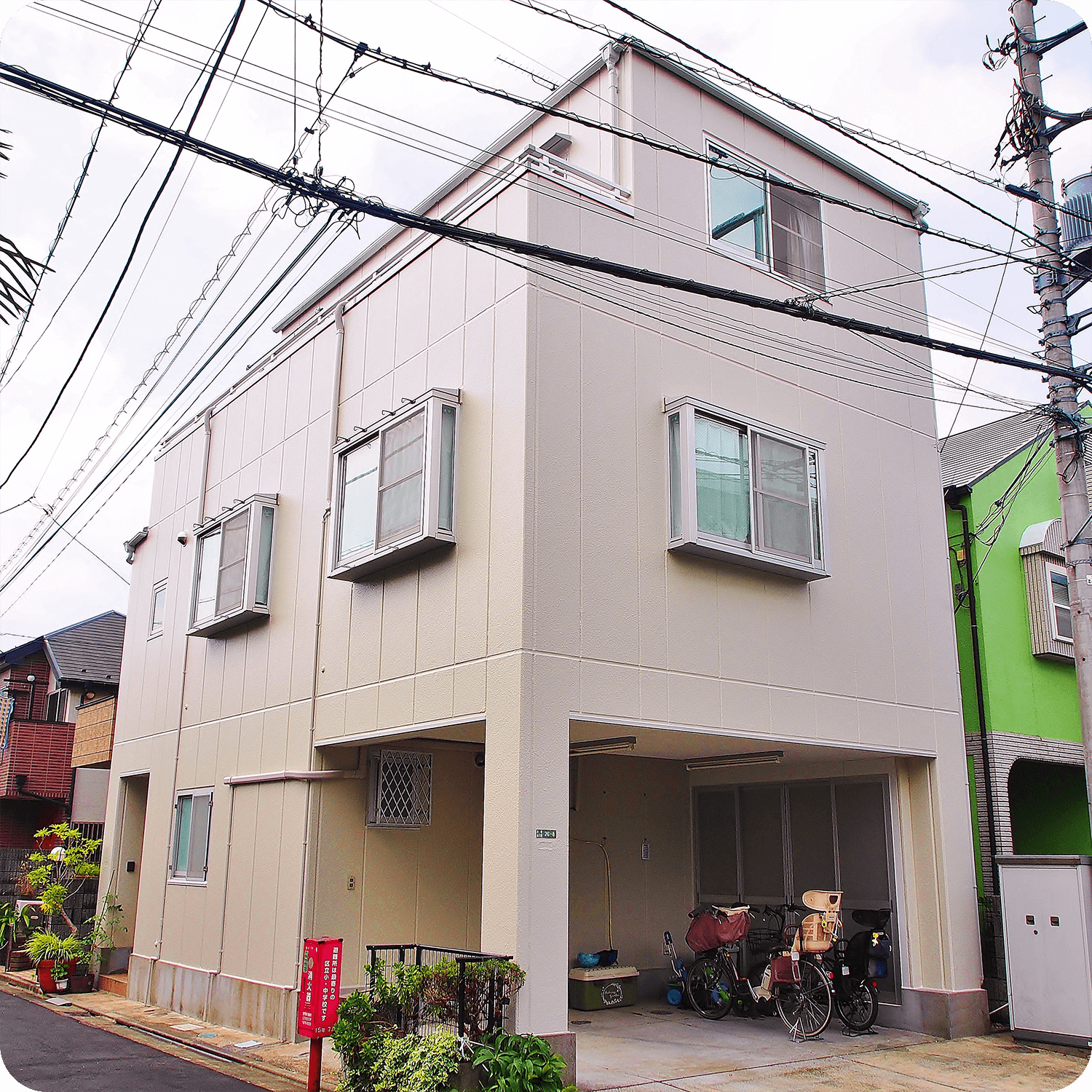 40坪・ALC3階建て