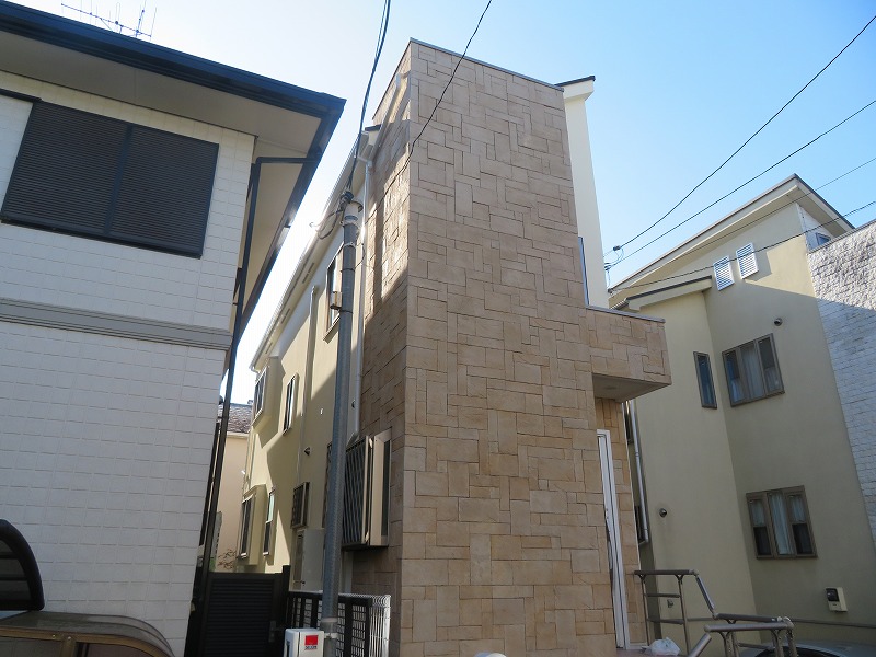 外壁塗装 世田谷区Ｇ様邸 施工後外壁全景IMG_8937