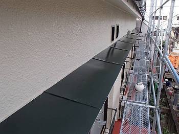 20130622外壁塗装V邸霧除け塗装P6221483-s_s