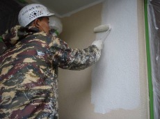 UD邸20111128-外壁下塗り1-s