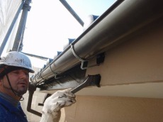 UD邸20111128-破風板2-s