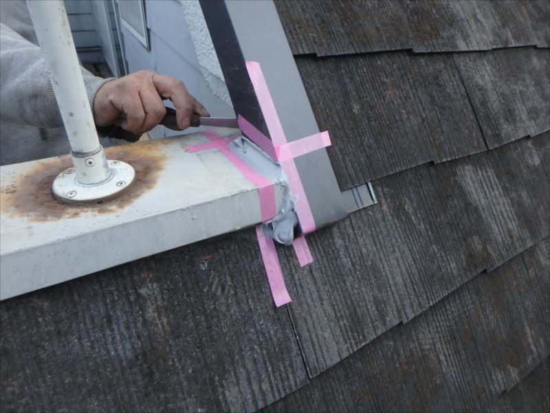 20170222雨漏り改修F様邸シール処理P2220052_s