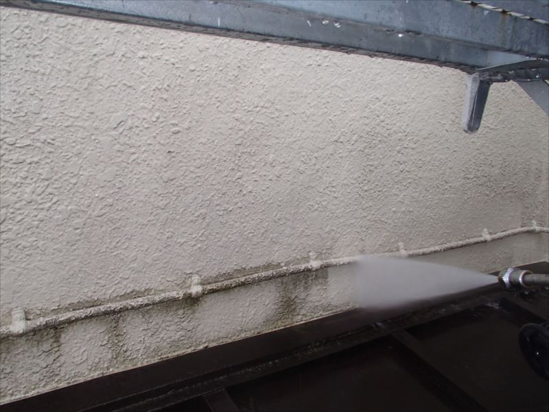 20170227外壁塗装T様邸水洗いP2271678_s