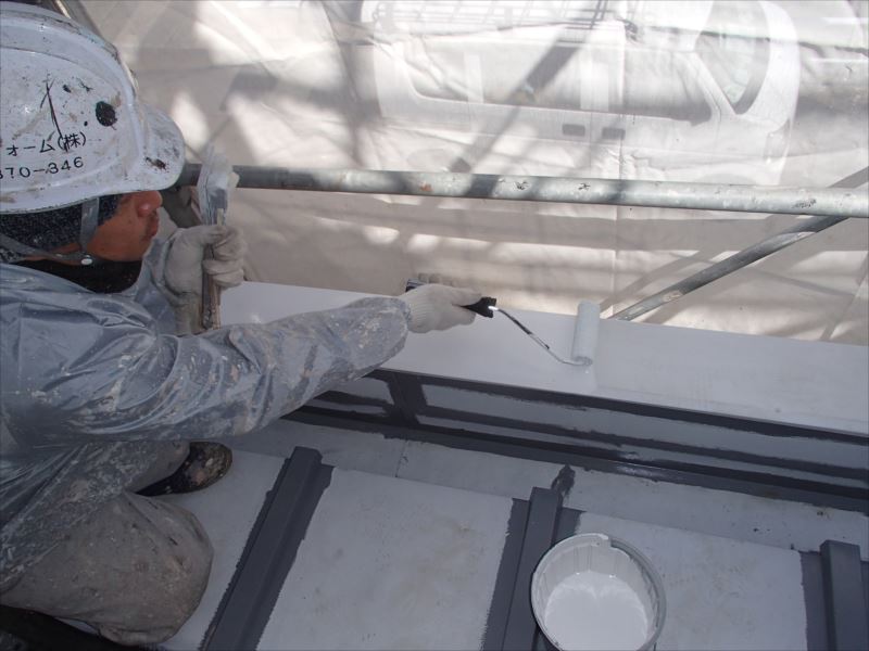 20170308外壁塗装T様邸鉄部上塗りP3081737_s