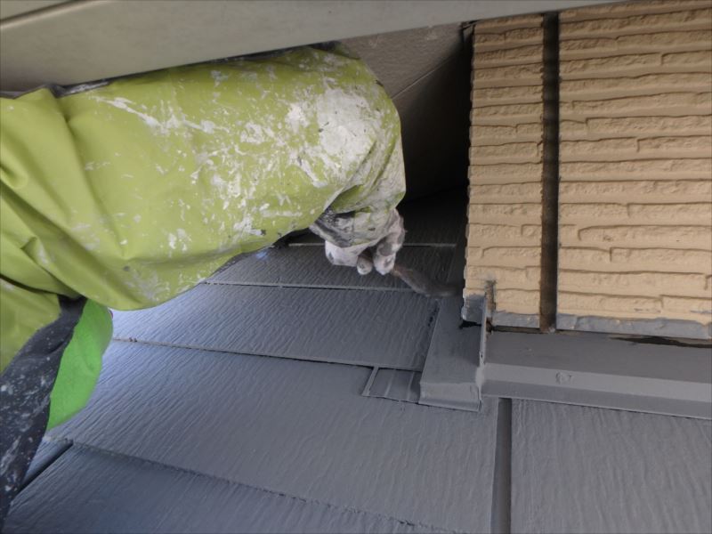 20170311外壁塗装A様邸屋根2中塗りP3110591_s