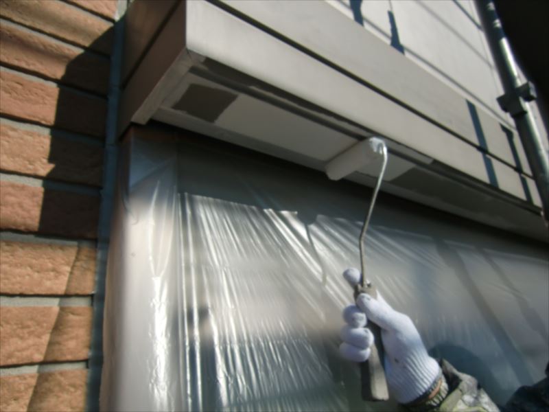 20170316外壁塗装A様邸シャッターボックス1下塗りCIMG6141_s