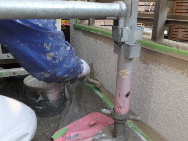 20170329外壁塗装興梠様邸塀塗装2中塗りP3290781_s