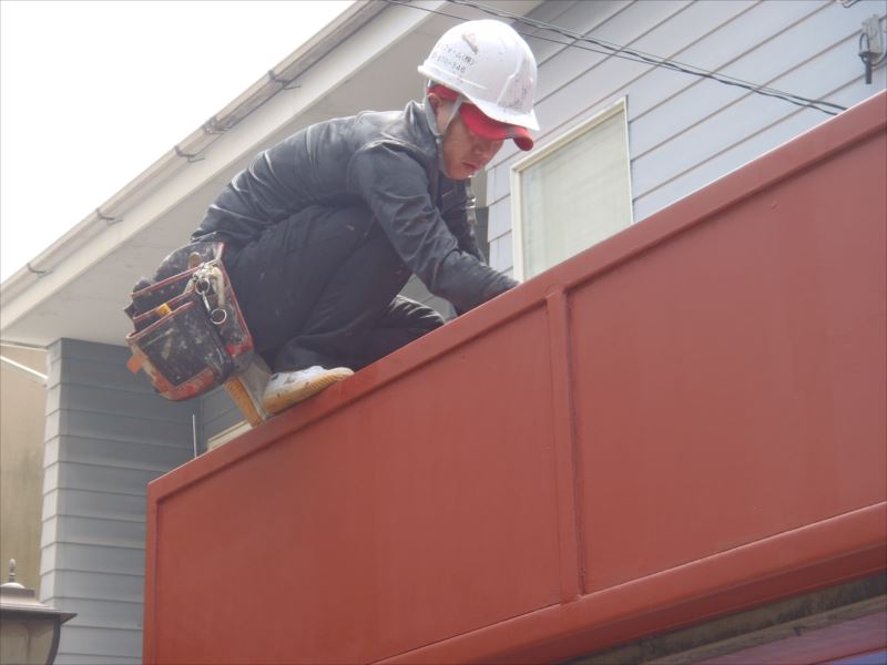 20170504外壁塗装N様邸鉄部上塗りP5044447_s