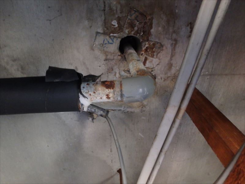 20170516外壁塗装A様邸ガレージ天井補修P5160597_s