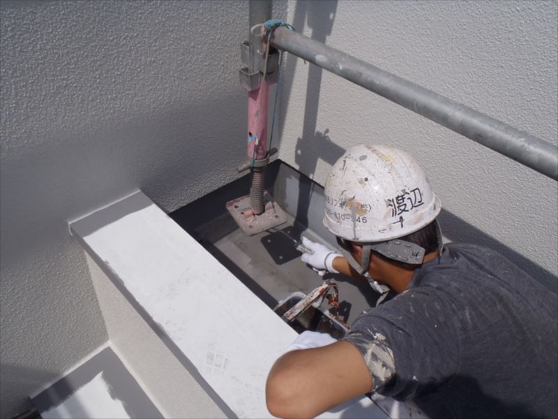 20170522外壁塗装W様邸FRP3下塗りP5221465_s