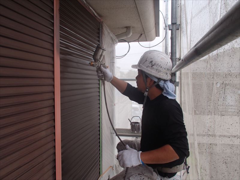 20170907外壁塗装T様邸雨戸塗装P9070005_s