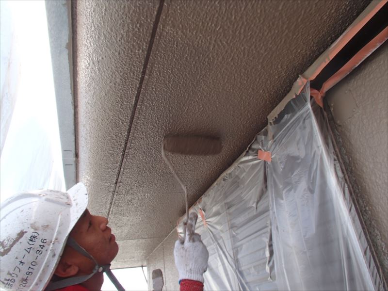 20170914外壁塗装T様邸外壁4上塗りP9140006_s