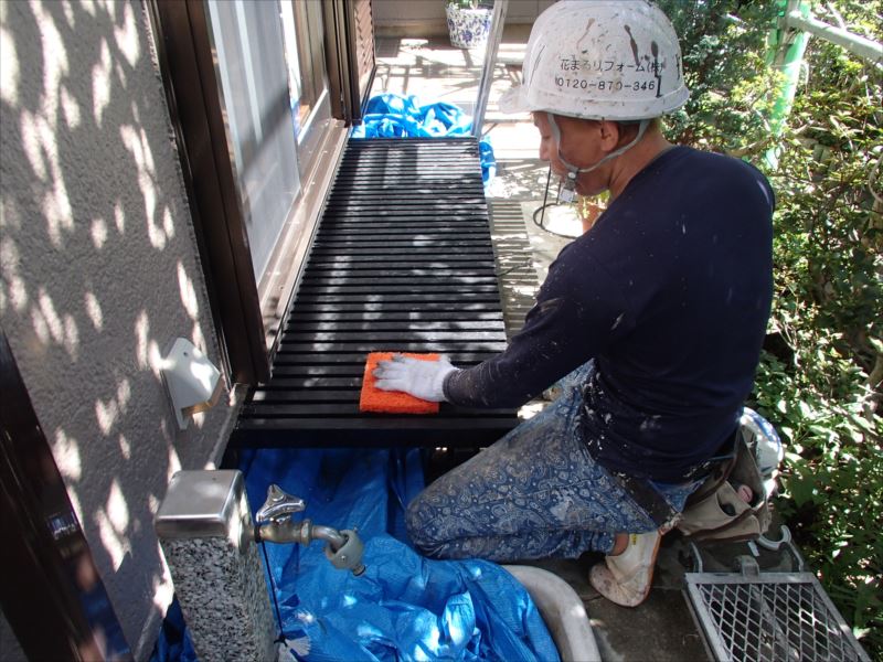 20170919外壁塗装T様邸縁台塗装P9190003_s