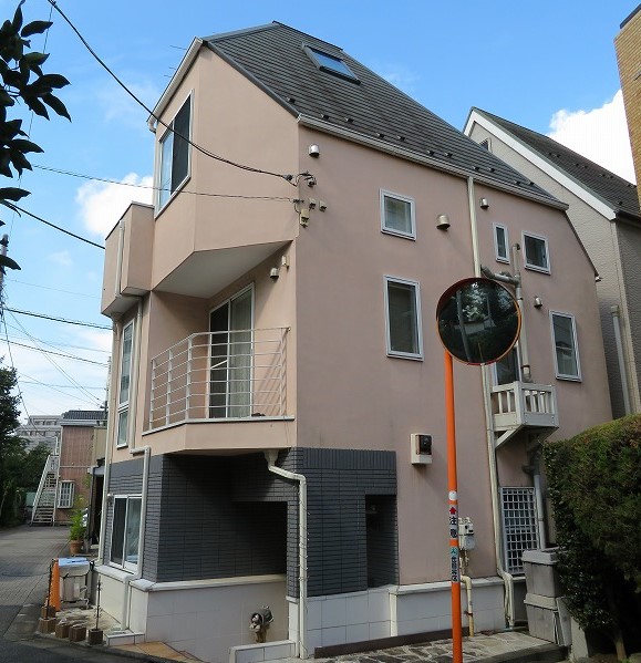 外壁塗装 世田谷区G様邸 施工前外壁全景IMG_5981