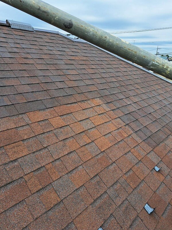 外壁塗装 世田谷区K様邸 屋根下塗り中 202210151803