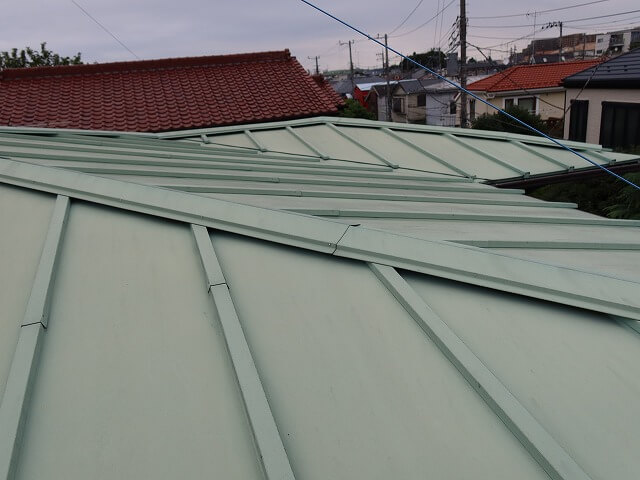 外壁塗装 世田谷区T様邸 施工前屋根全景20221014IMG_0302