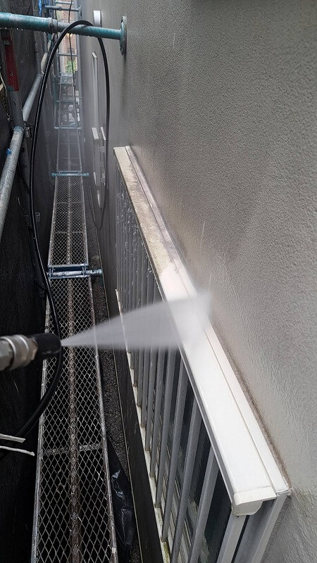 外壁塗装 世田谷区M様邸 外壁洗浄中 2024060616803_0