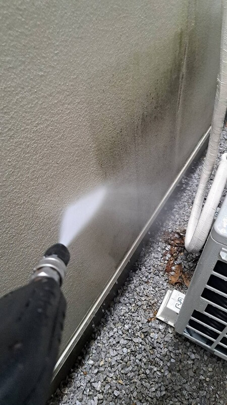 外壁塗装 世田谷区M様邸 外壁洗浄中 2024060616806_0